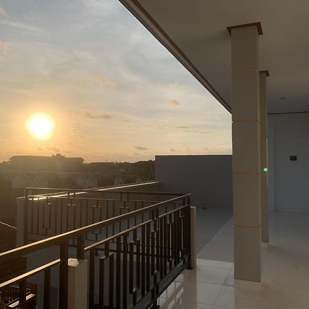 The Lima Home Stay In Canggu Экстерьер фото
