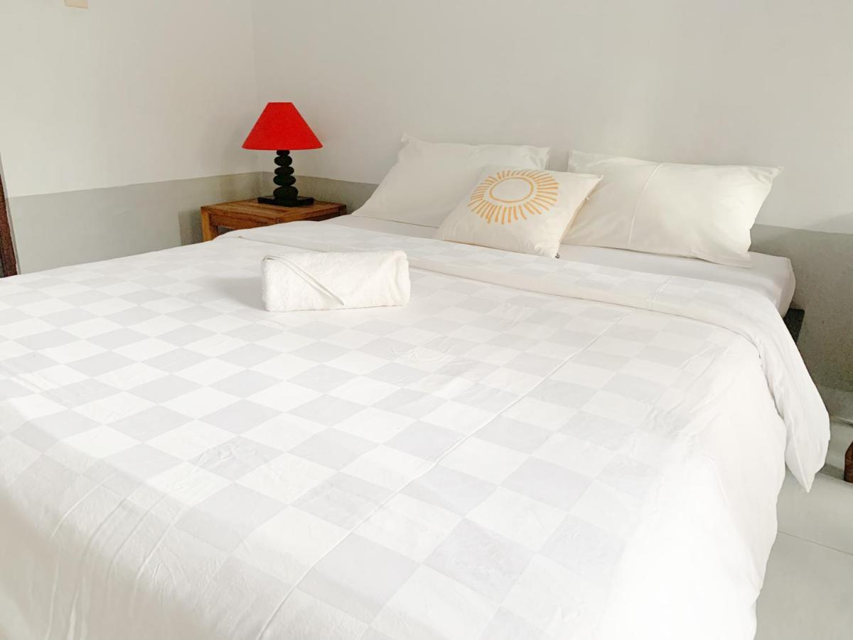 The Lima Home Stay In Canggu Экстерьер фото