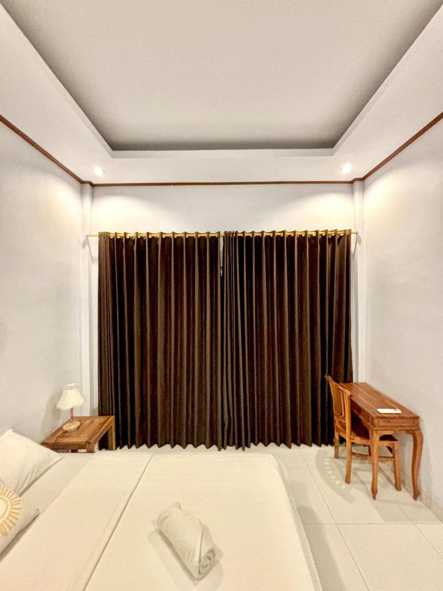 The Lima Home Stay In Canggu Экстерьер фото